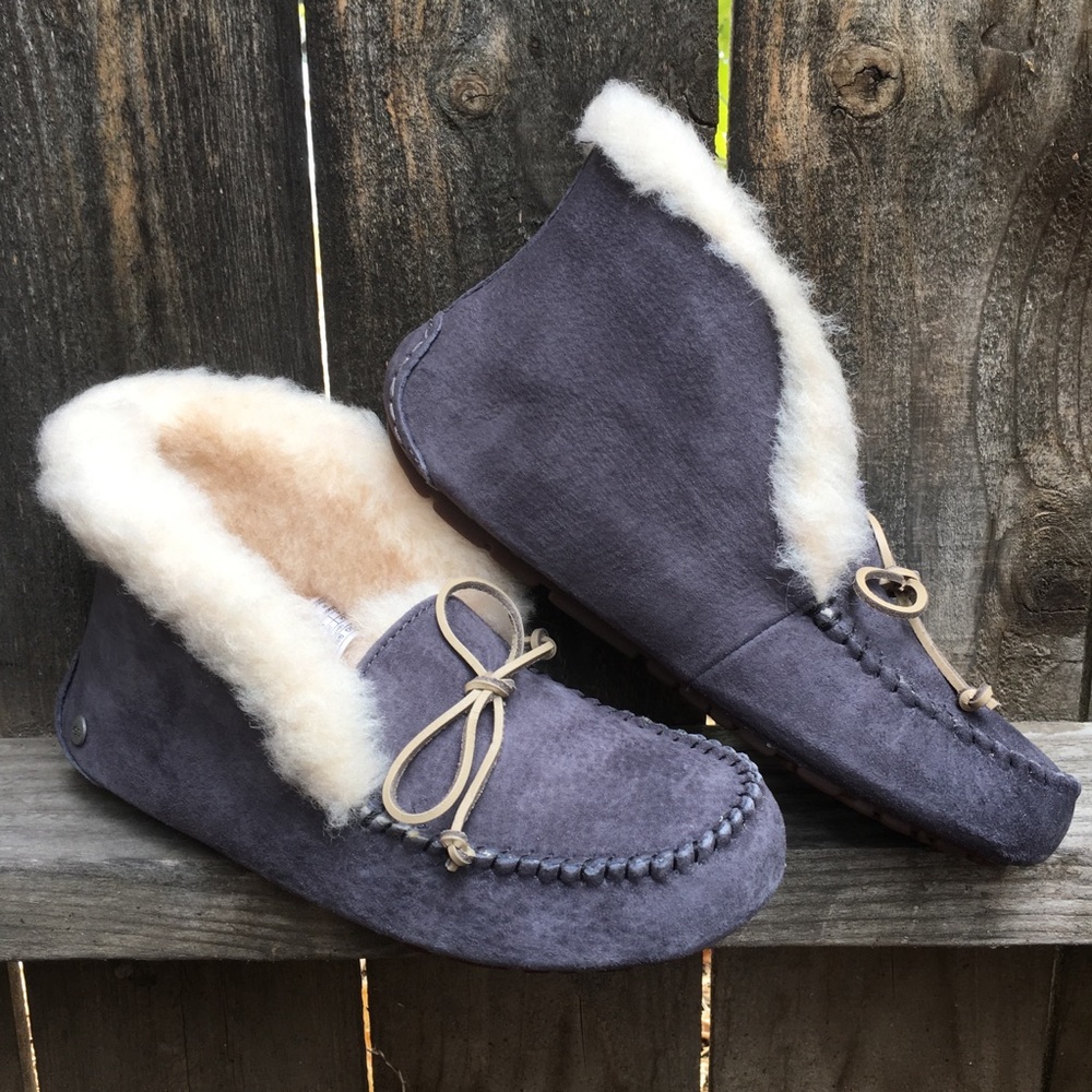 UGG Womens Slippers Sz 6 Nightfall Waterproof - Picture 7 of 8